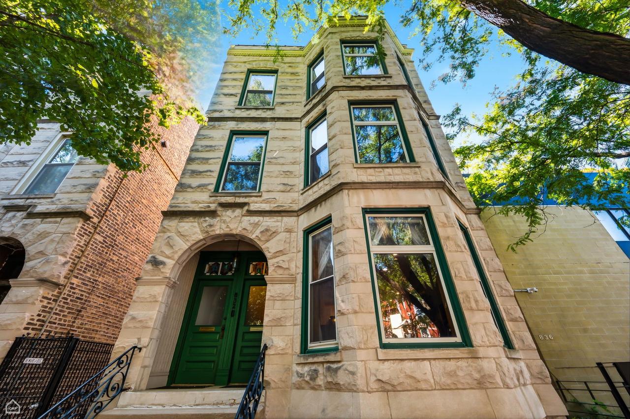 832 N Paulina St. #1, Chicago, IL 60622
