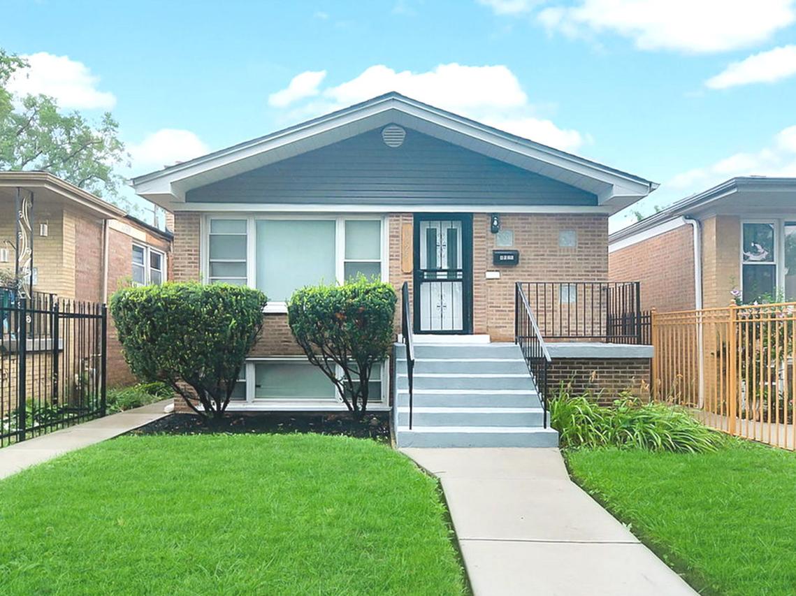 6525 S Bell Ave., Chicago, IL 60636