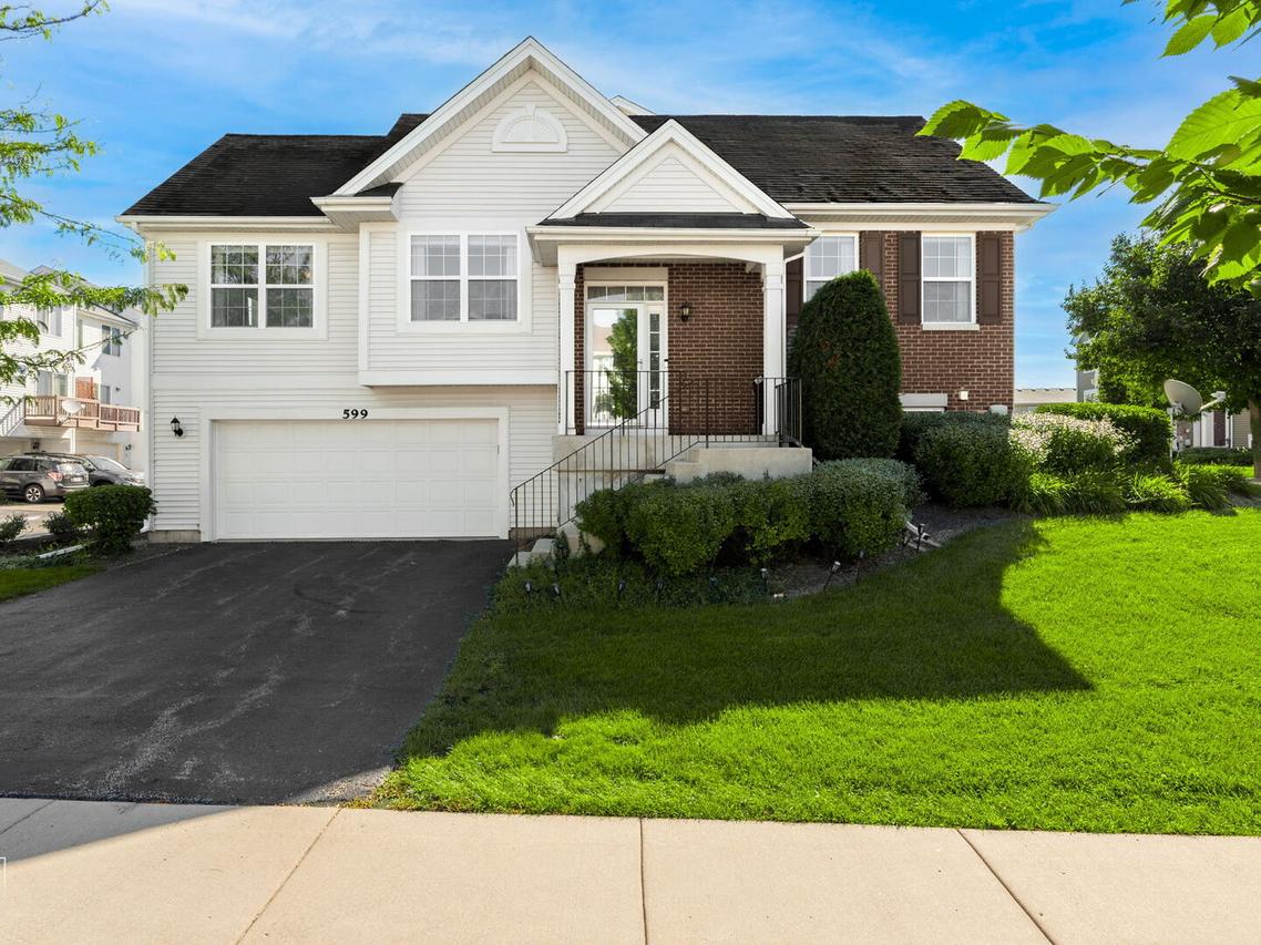 599 Treble Ln., Volo, IL 60073