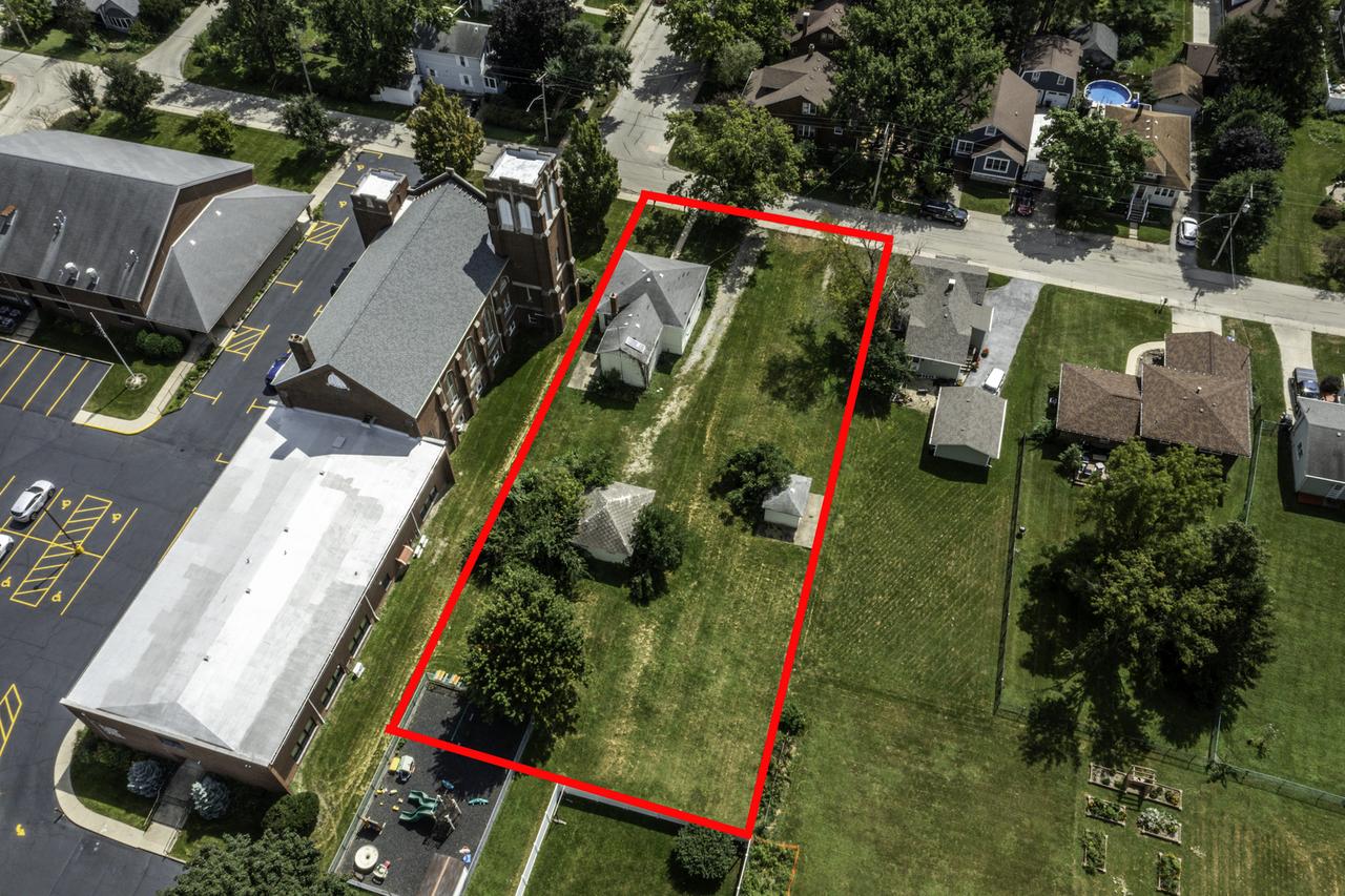 11108 2nd St., Mokena, IL 60448