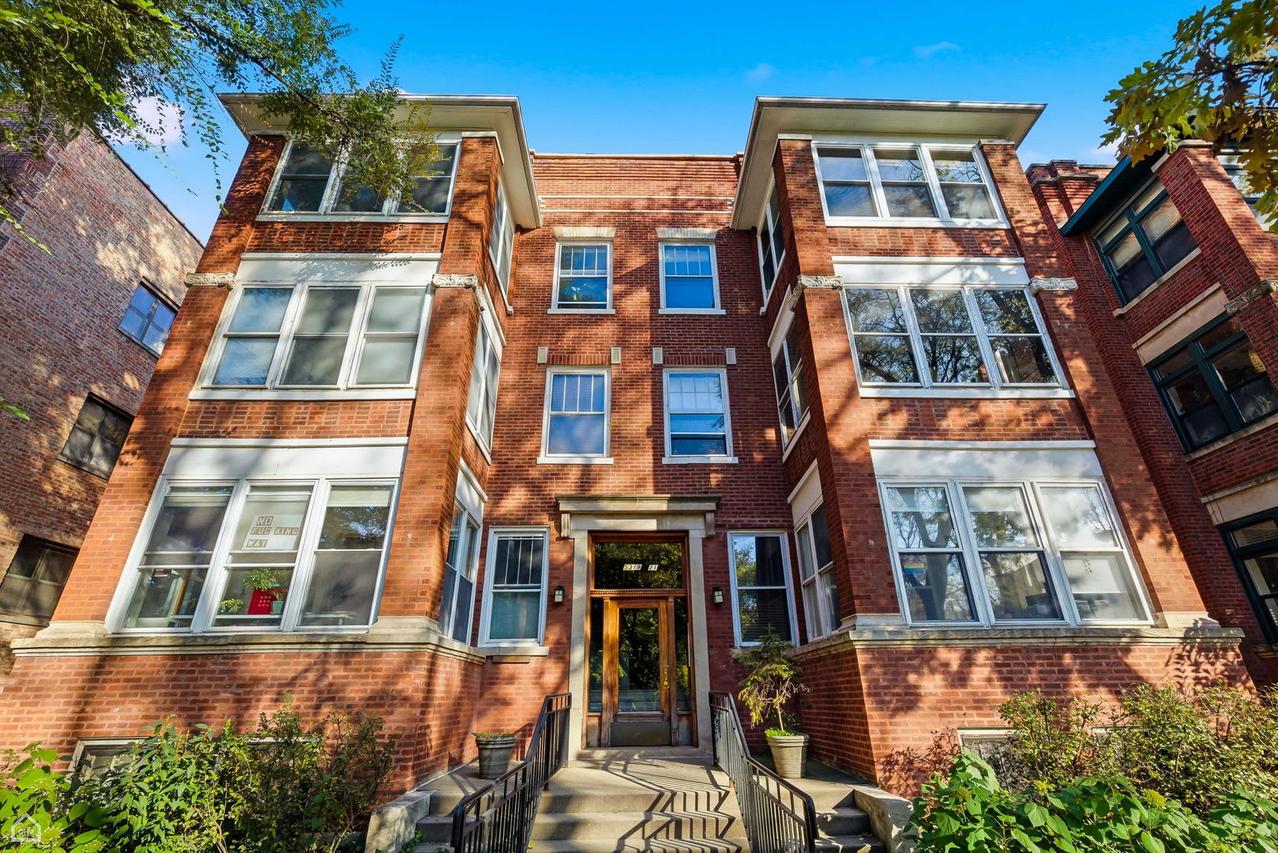 5321 S Woodlawn Ave. #3S, Chicago, IL 60615