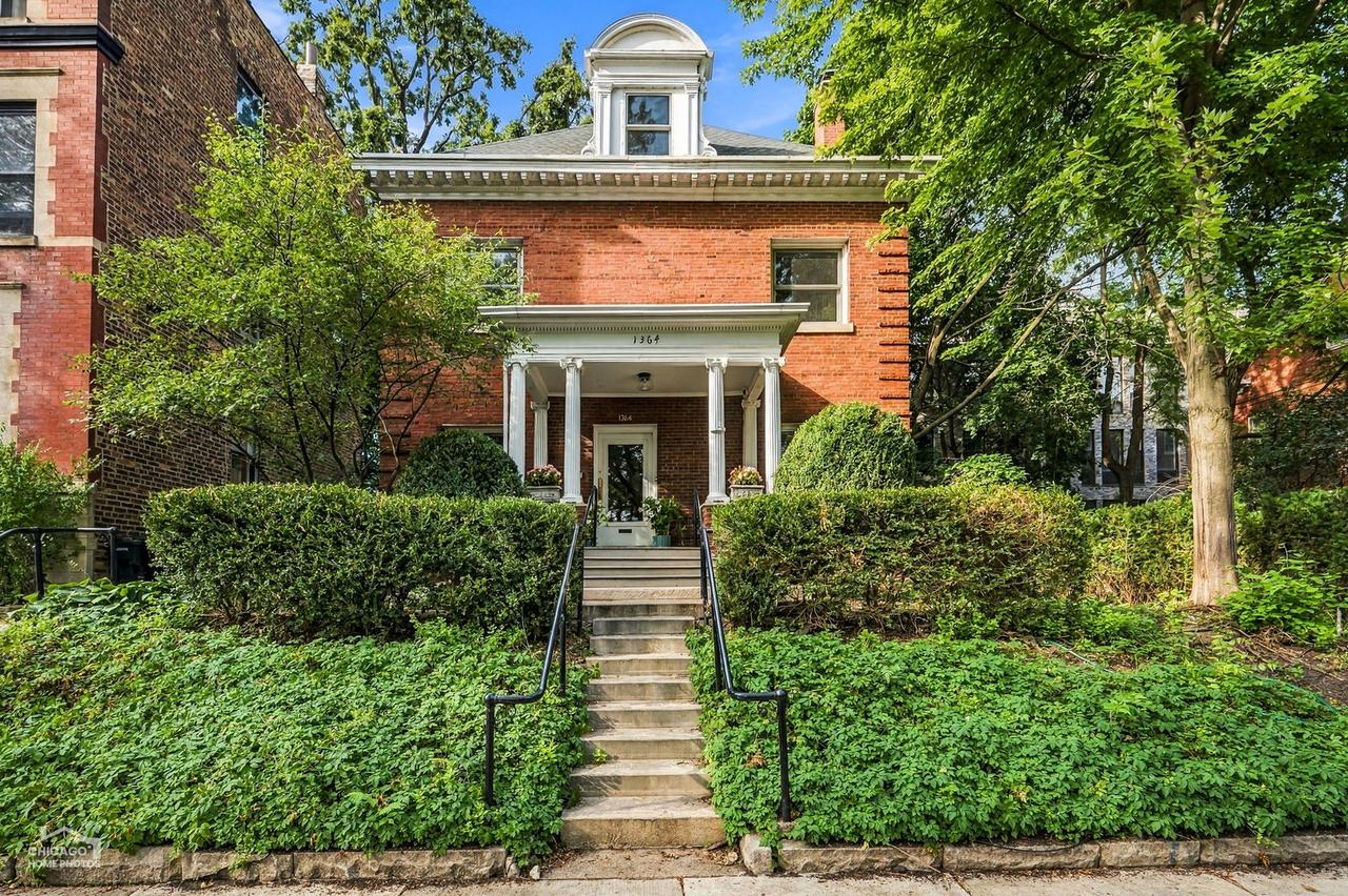 1364 E 49th St., Chicago, IL 60615