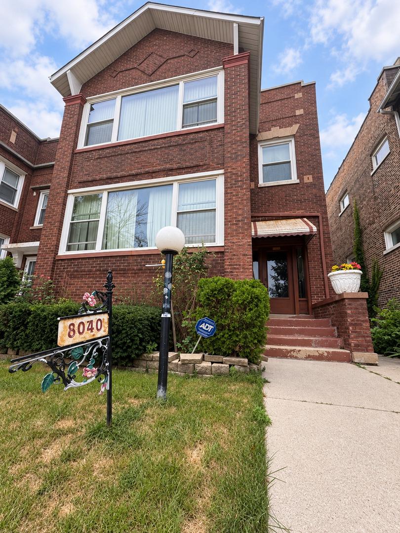 8040 S Throop St., Chicago, IL 60620