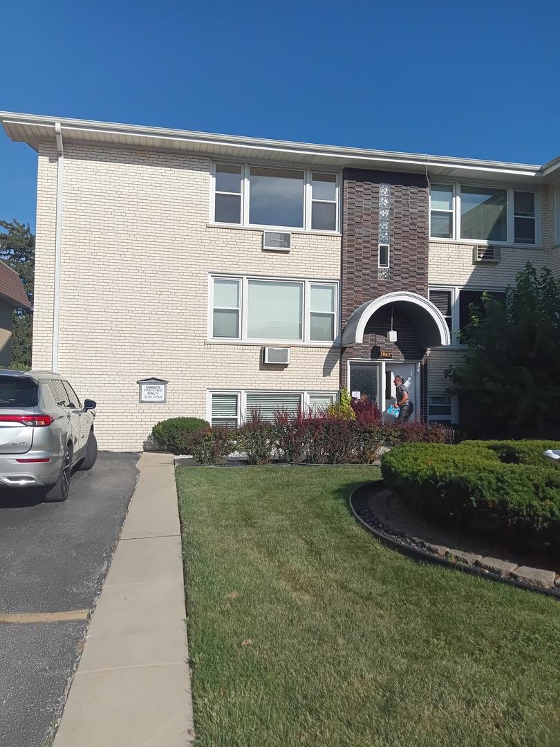5947 N Odell Ave. #6, Chicago, IL 60631