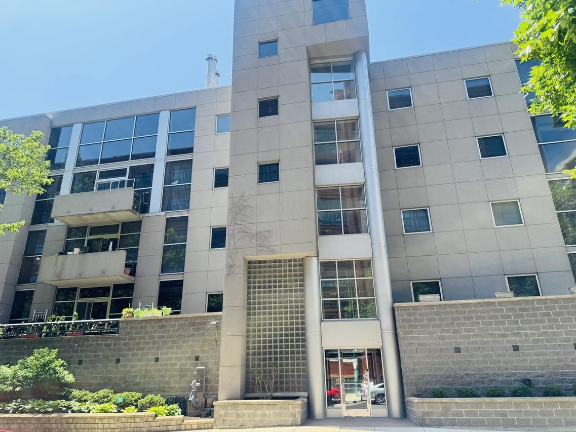 939 W Huron St. #308, Chicago, IL 60642