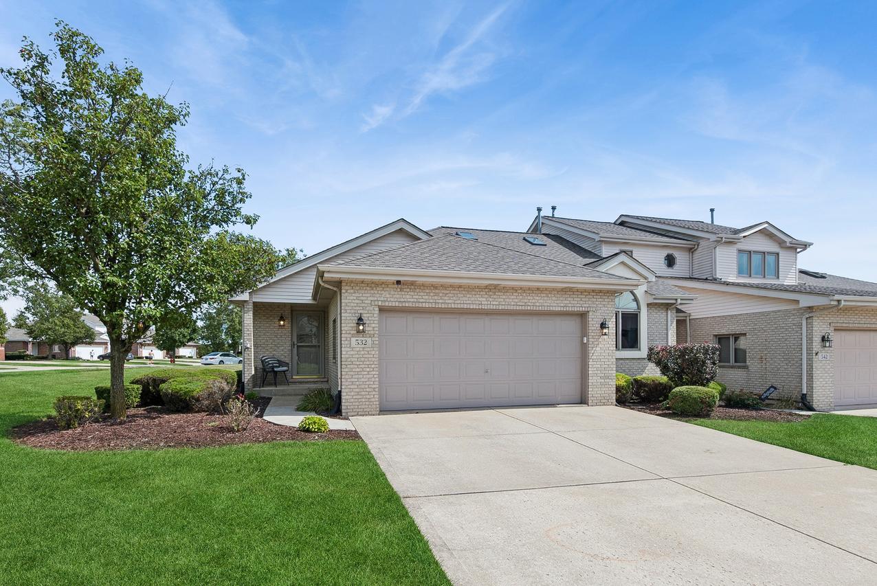 532 Lisson, New Lenox, IL 60451