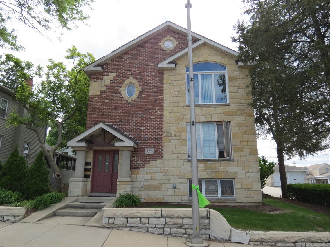 308 State St. #1, Lemont, IL 60439