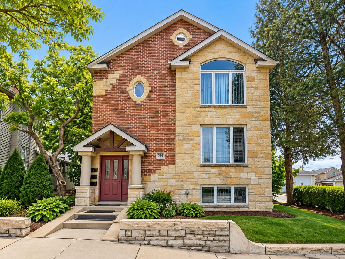 308 State St. #1, Lemont, IL 60439