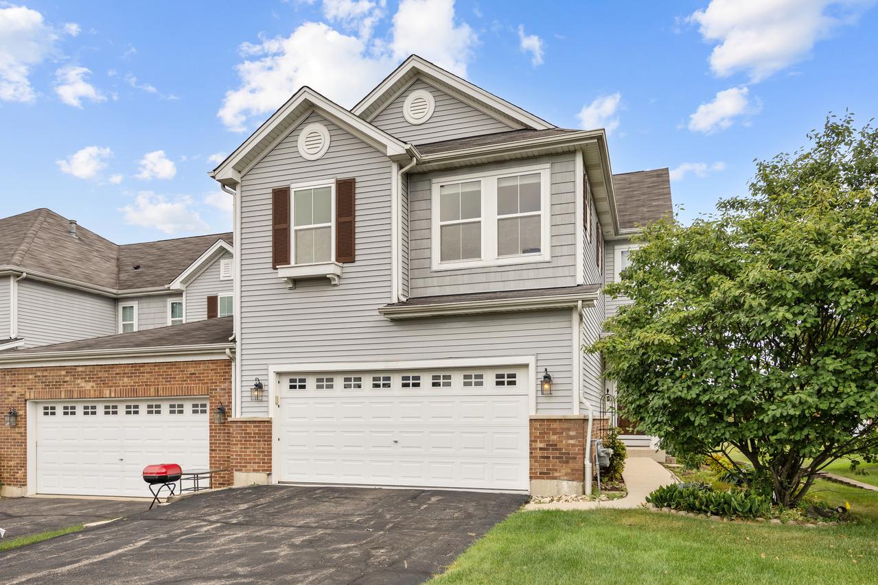 1549 Brompton Ln., Crystal Lake, IL 60014