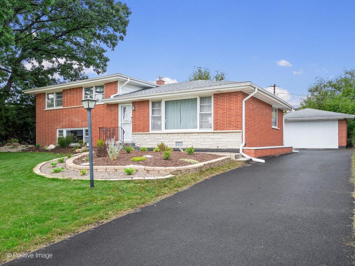 11146 84th Pl., Willow Springs, IL 60480