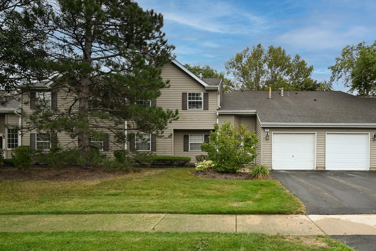 59 Gant Cir. #G, Streamwood, IL 60107