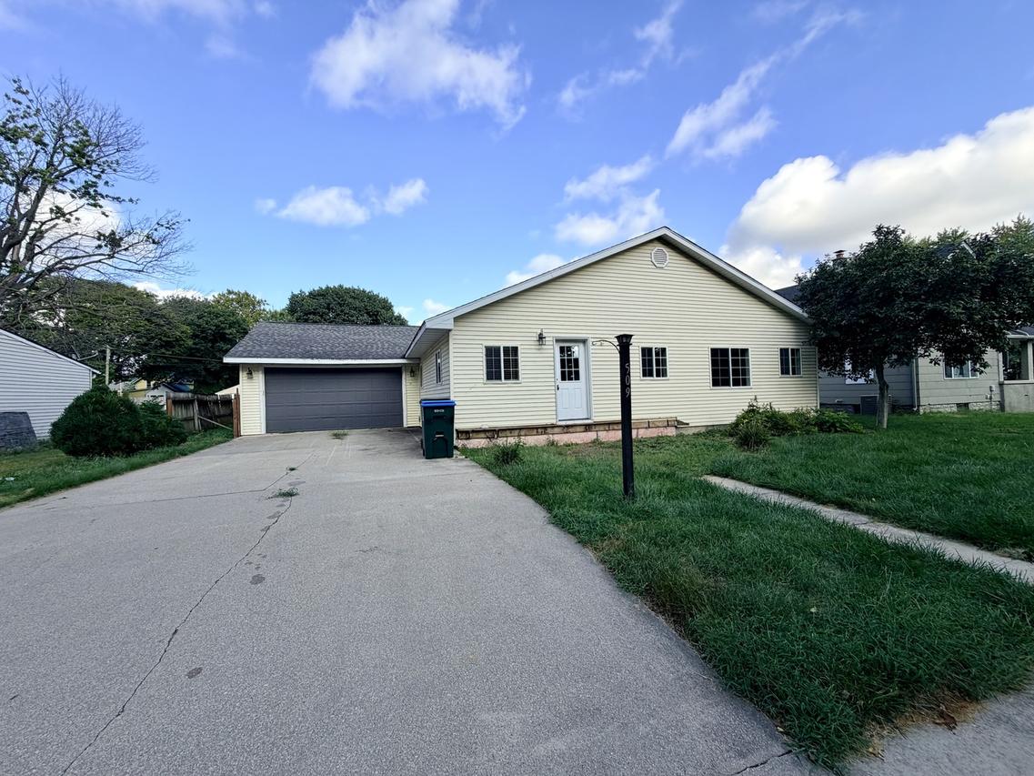509 9th Ave., Rock Falls, IL 61071