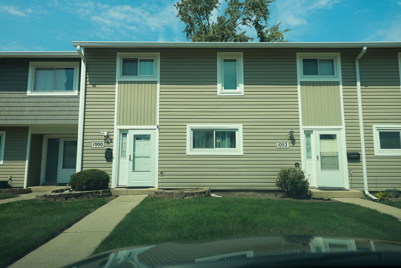1000 Sandpiper Ct., Bartlett, IL 60103
