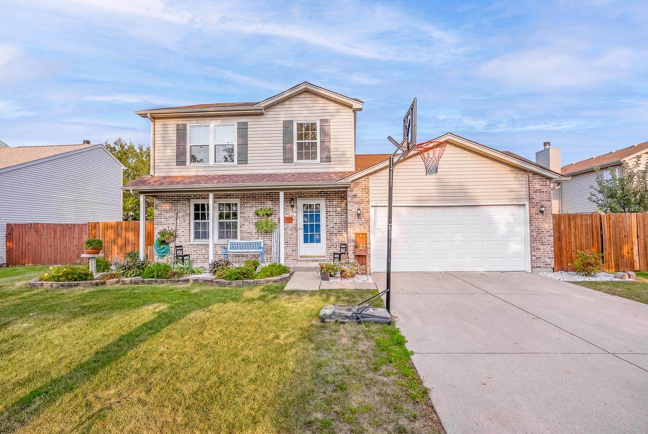 1210 Brookfield Dr., Plainfield, IL 60586