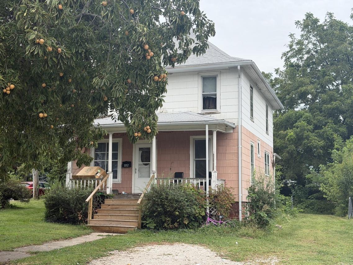 102 Houle Ave., Kewanee, IL 61443
