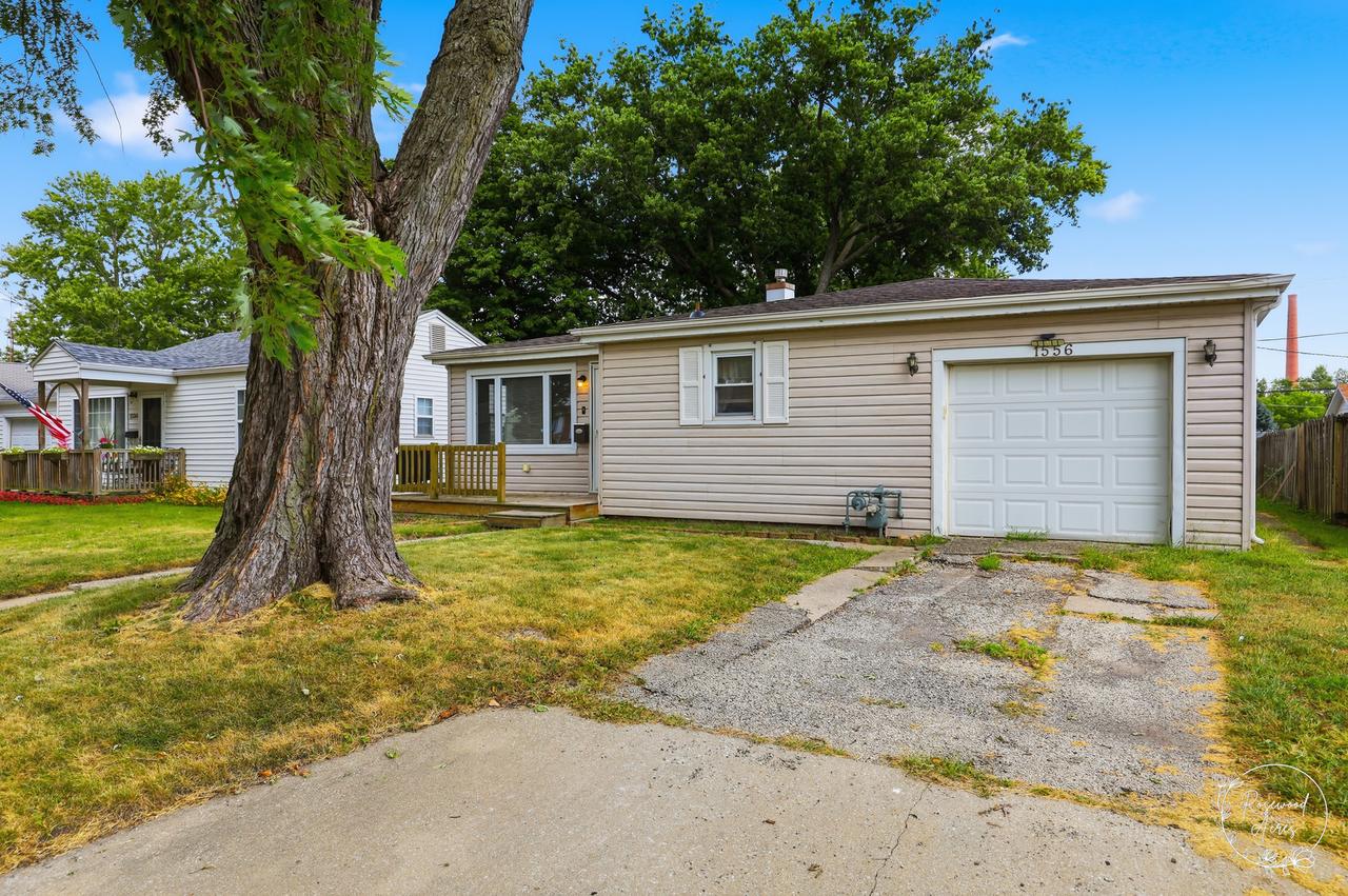 1556 S 4th Ave., Kankakee, IL 60901