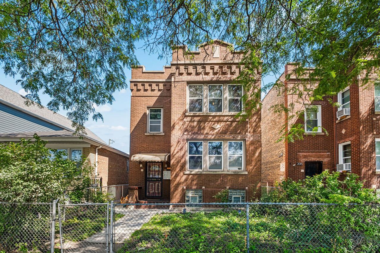 2019 N Leclaire Ave., Chicago, IL 60639