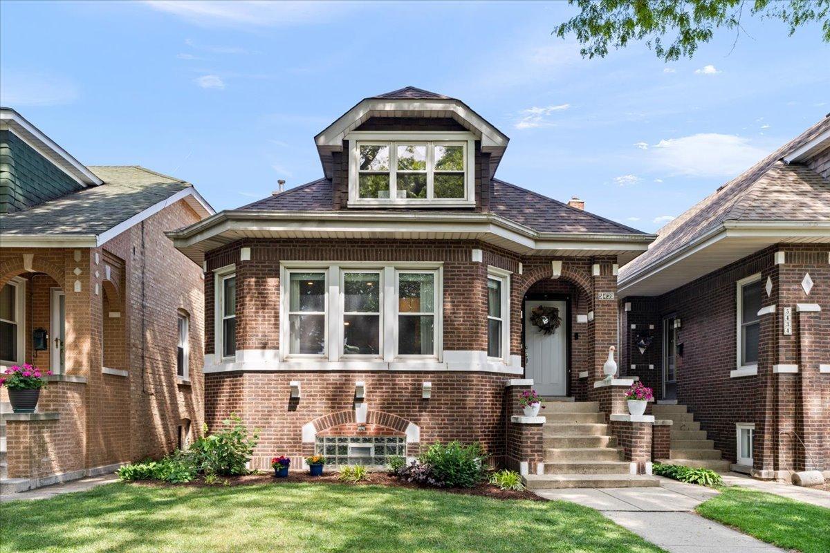 5430 N Lieb Ave., Chicago, IL 60630