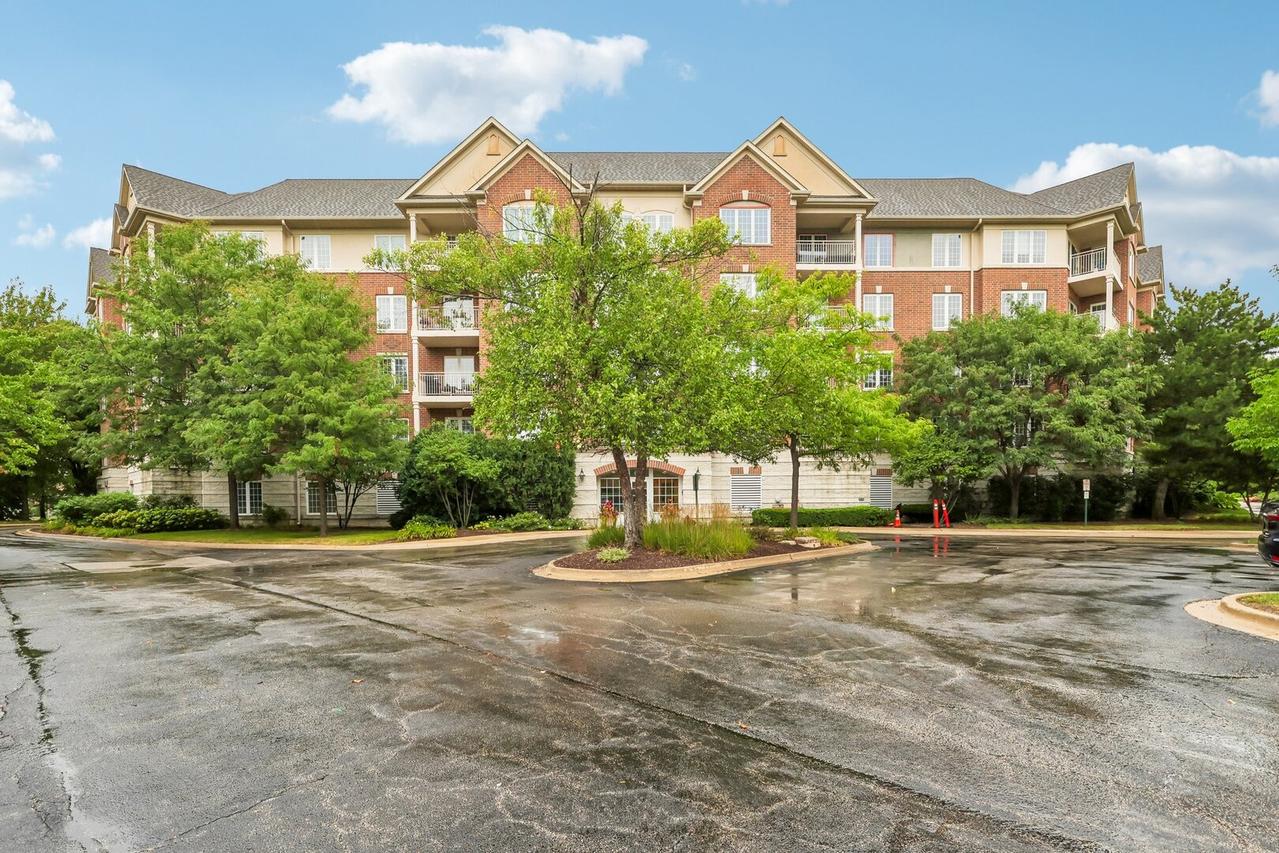 640 Robert York Ave. #308, Deerfield, IL 60015