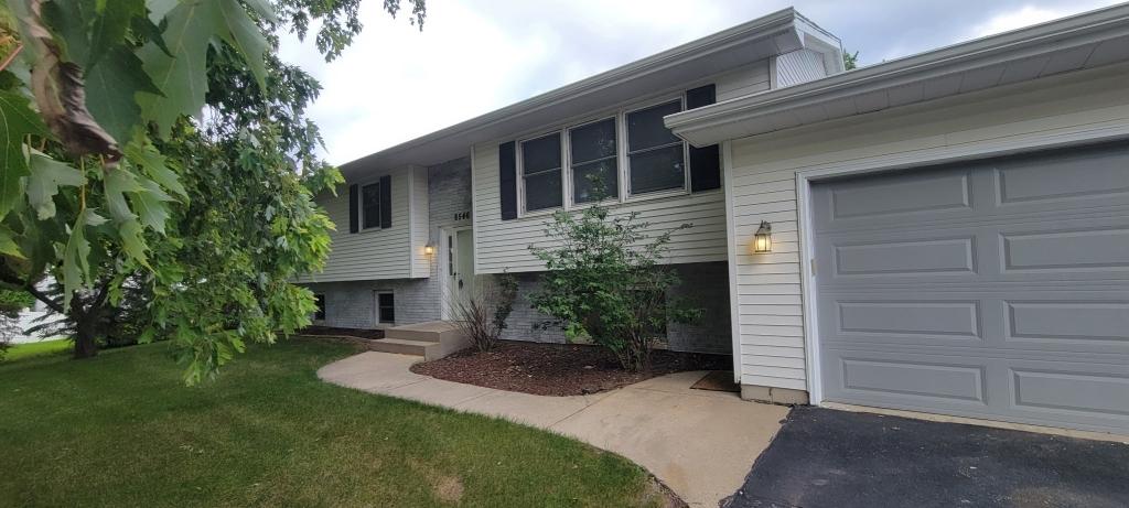 8546 Sunset Dr., Byron, IL 61010