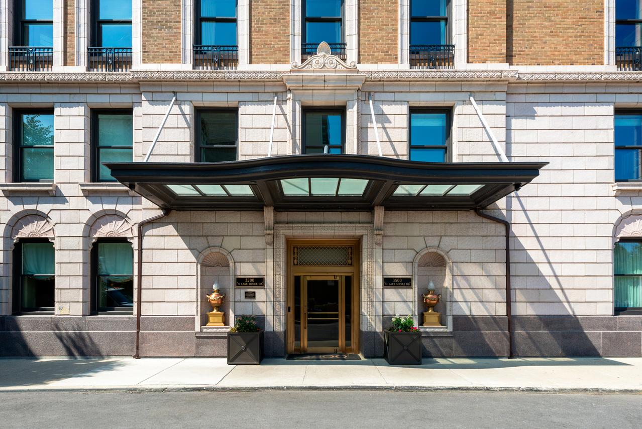 3500 N Lake Shore Dr. #6D, Chicago, IL 60657