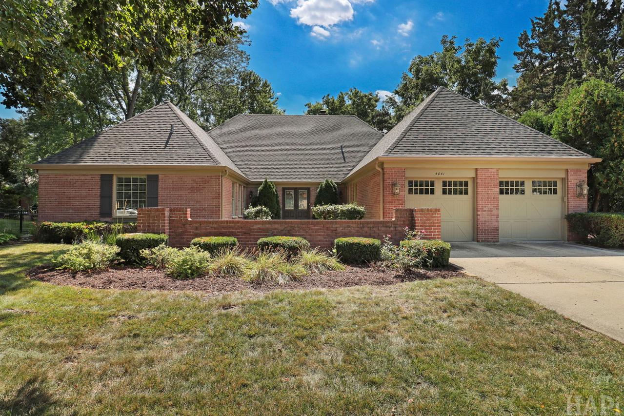 4041 Picardy Dr., Northbrook, IL 60062