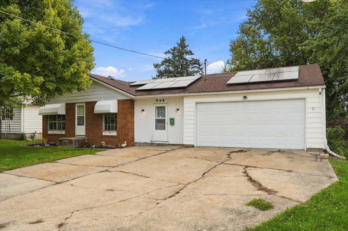 908 S Congress Ave., Polo, IL 61064