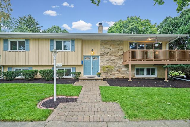 New Homes with Master Bedrooms on the 1st Floor That Attend Lake Bluff Elementary School: September 5th to September 11th