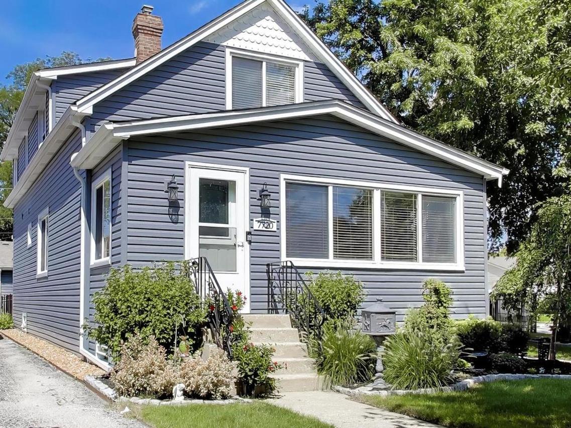 7720 W 65th Pl., Bedford Park, IL 60501