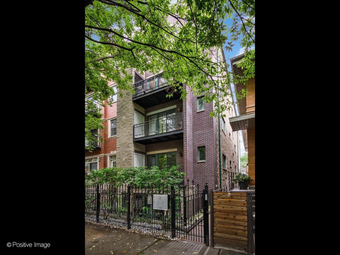 1509 N Mohawk St. #1, Chicago, IL 60610