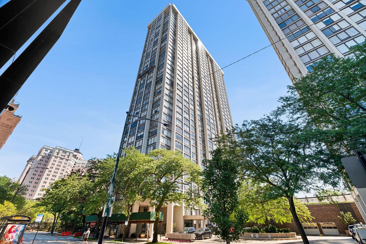 5455 N Sheridan Rd. #2003, Chicago, IL 60640