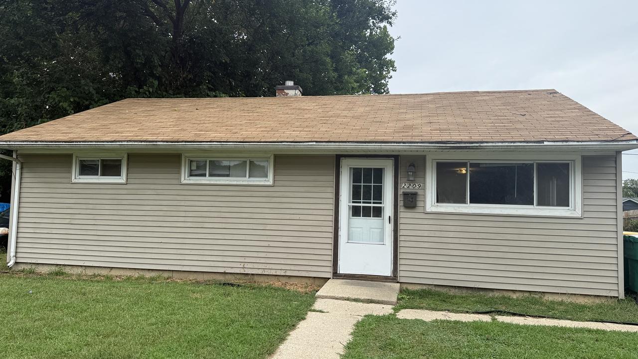 2209 Madonna Ave., Joliet, IL 60436