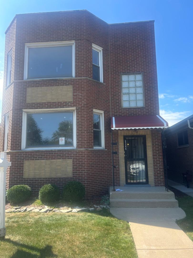 8344 S Lafayette Ave., Chicago, IL 60620