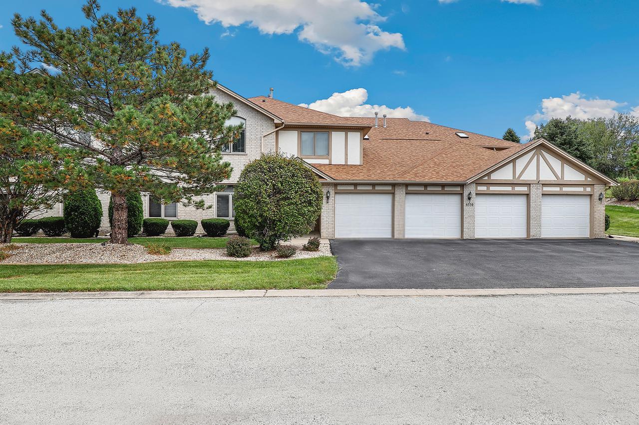 6559 Pine Lake Dr. #3, Tinley Park, IL 60477