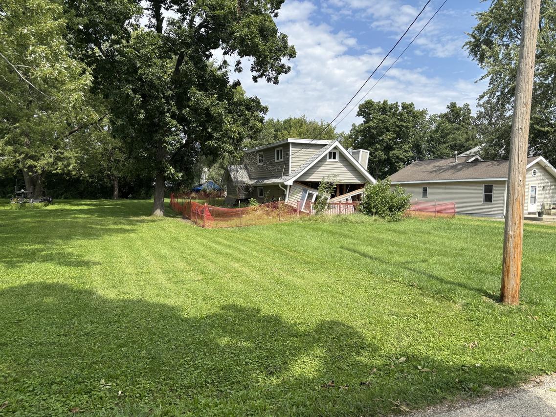 26426 W Grapevine Ave., Antioch, IL 60002