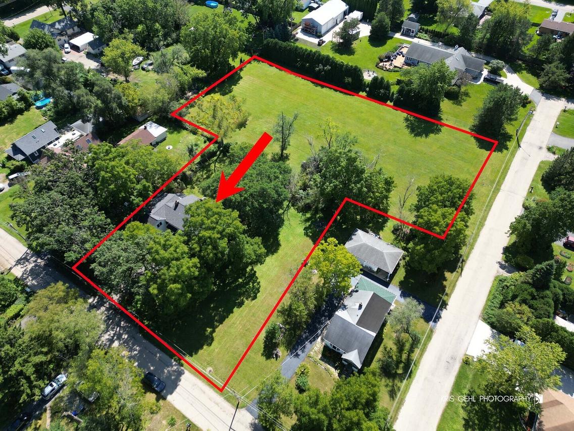 38121 N Lincoln Ave., Beach Park, IL 60087