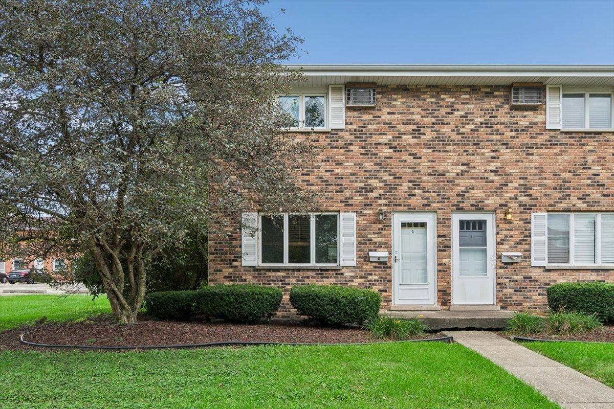 110 Towncrest Dr. #A, New Lenox, IL 60451