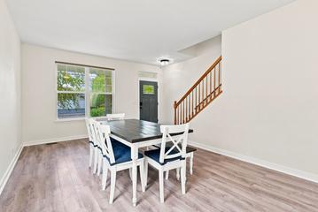 995 Christine Ln., Antioch, IL 60002