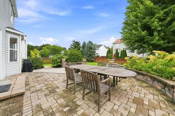 995 Christine Ln., Antioch, IL 60002