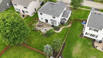 995 Christine Ln., Antioch, IL 60002