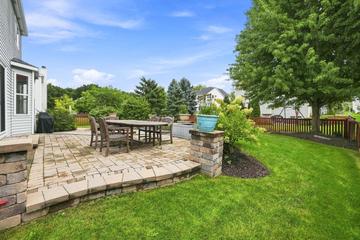 995 Christine Ln., Antioch, IL 60002