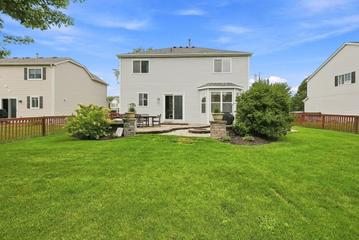 995 Christine Ln., Antioch, IL 60002