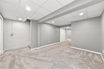 995 Christine Ln., Antioch, IL 60002