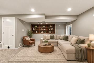 995 Christine Ln., Antioch, IL 60002