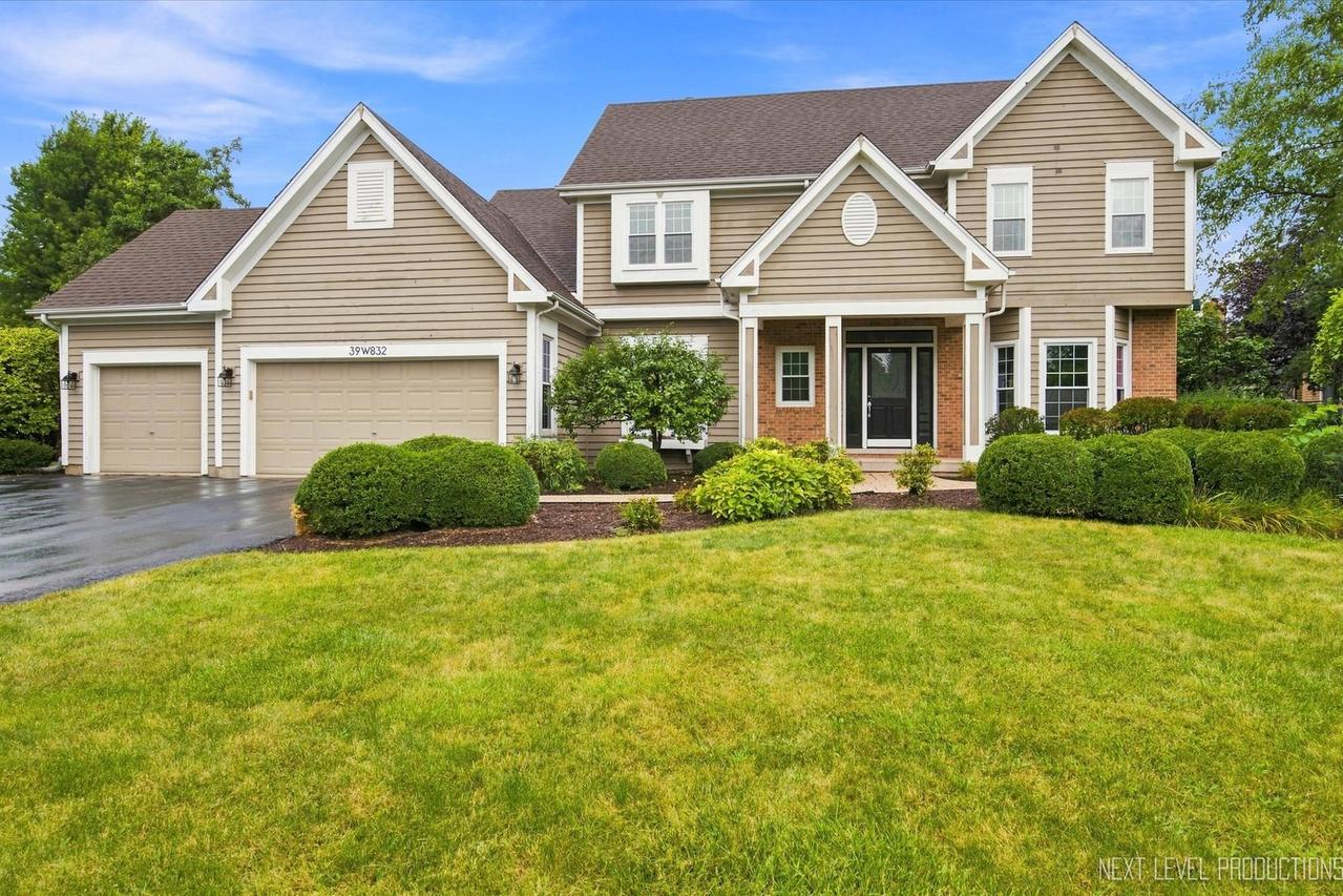 39W832 Carl Sandburg Rd., St. Charles, IL 60175