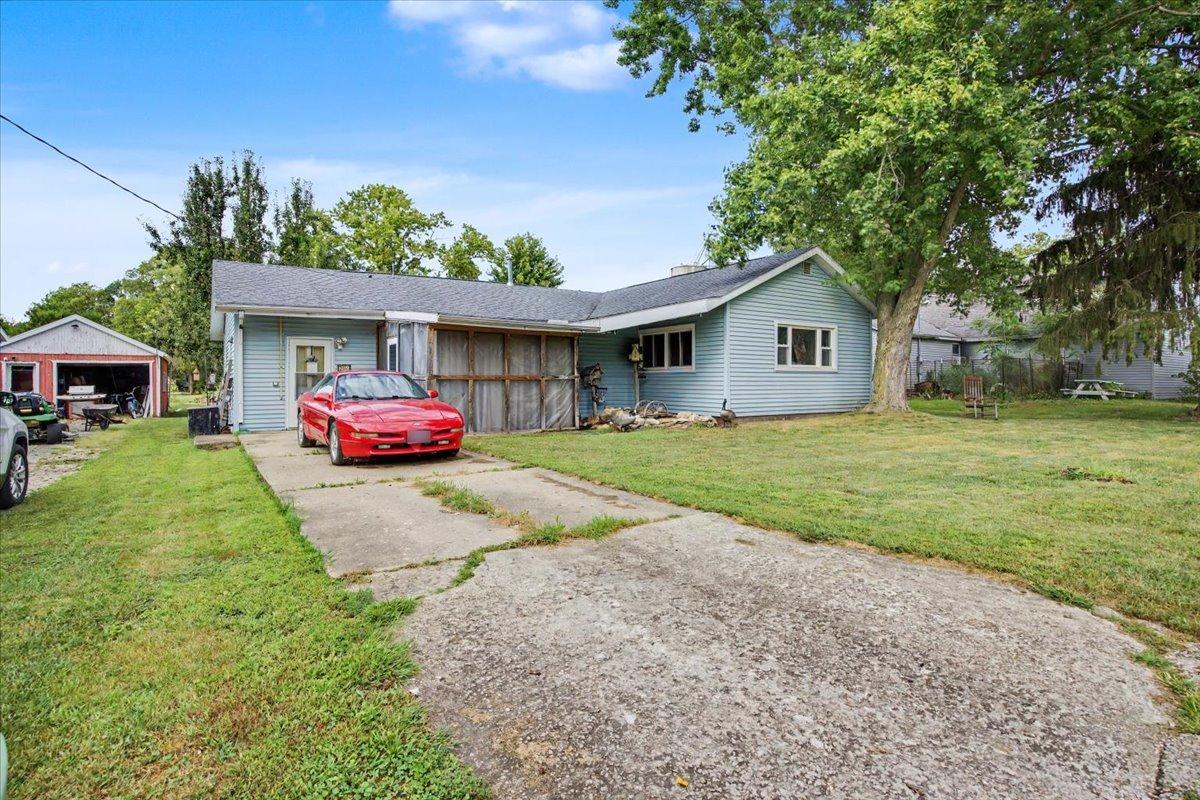 206 Park St., Cornell, IL 61319
