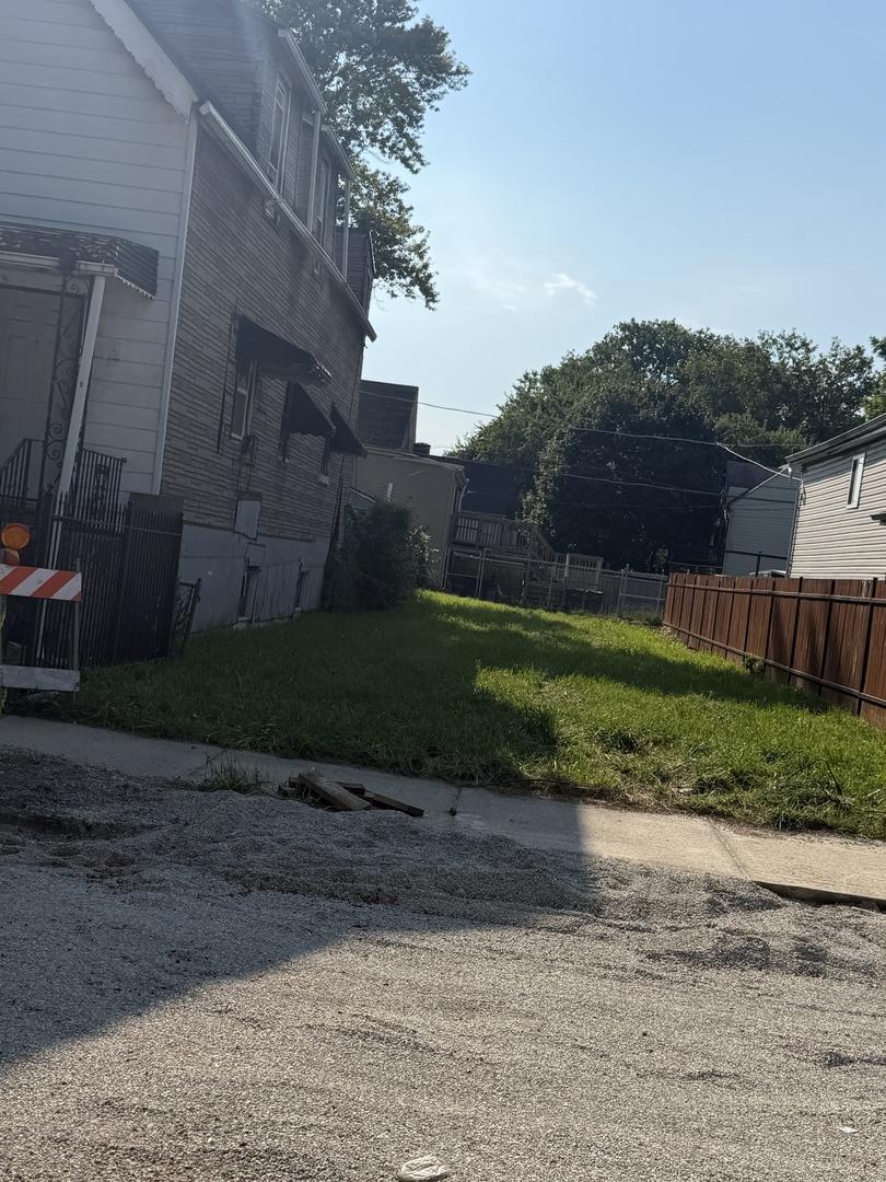 5350 S Peoria St., Chicago, IL 60609