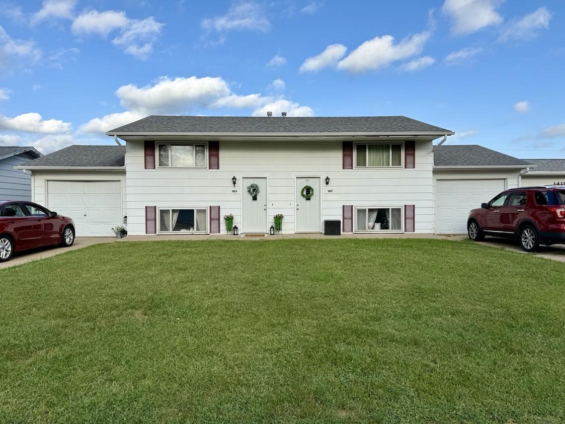 1415 11th St., Silvis, IL 61282
