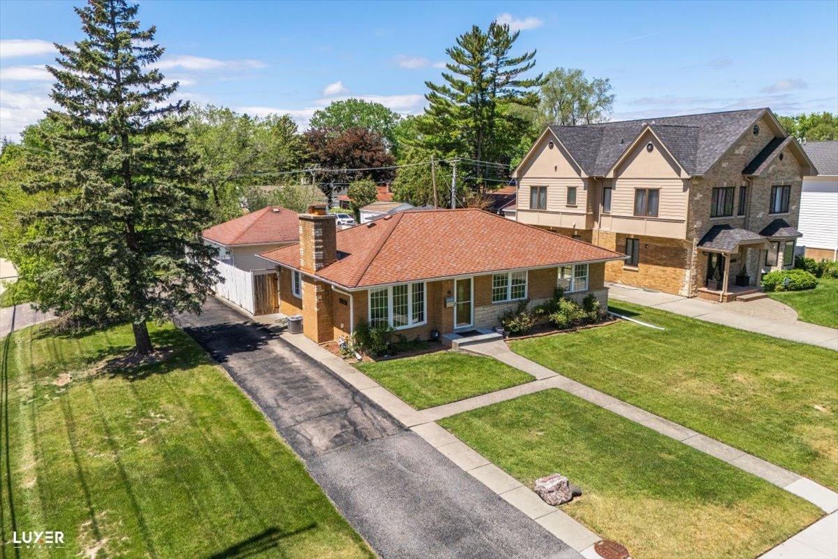 2 Washington St., Glenview, IL 60025