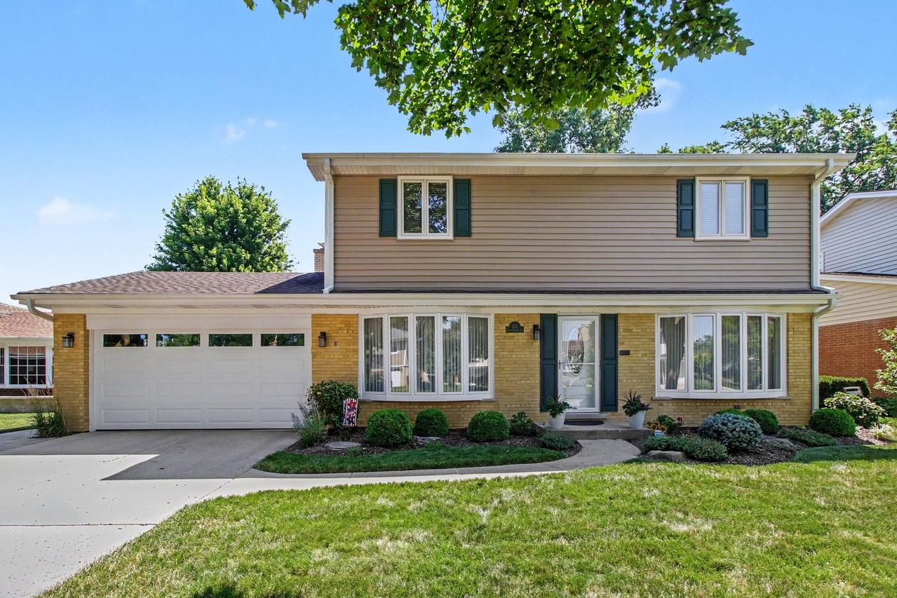 221 S Rammer Ave., Arlington Heights, IL 60004